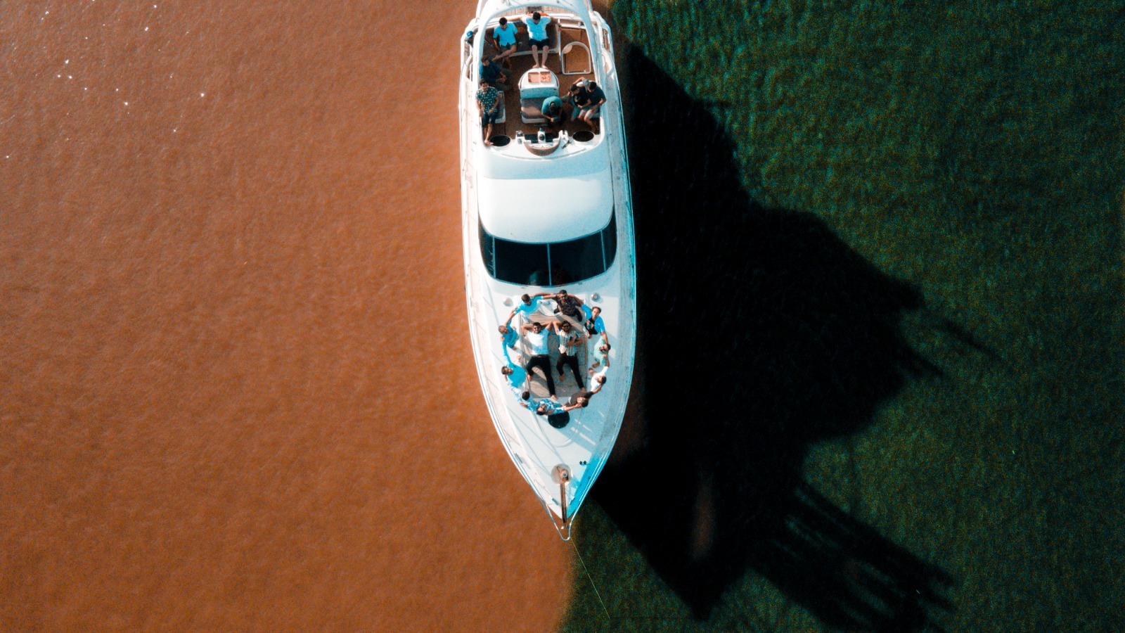 Blue Dimond Yacht