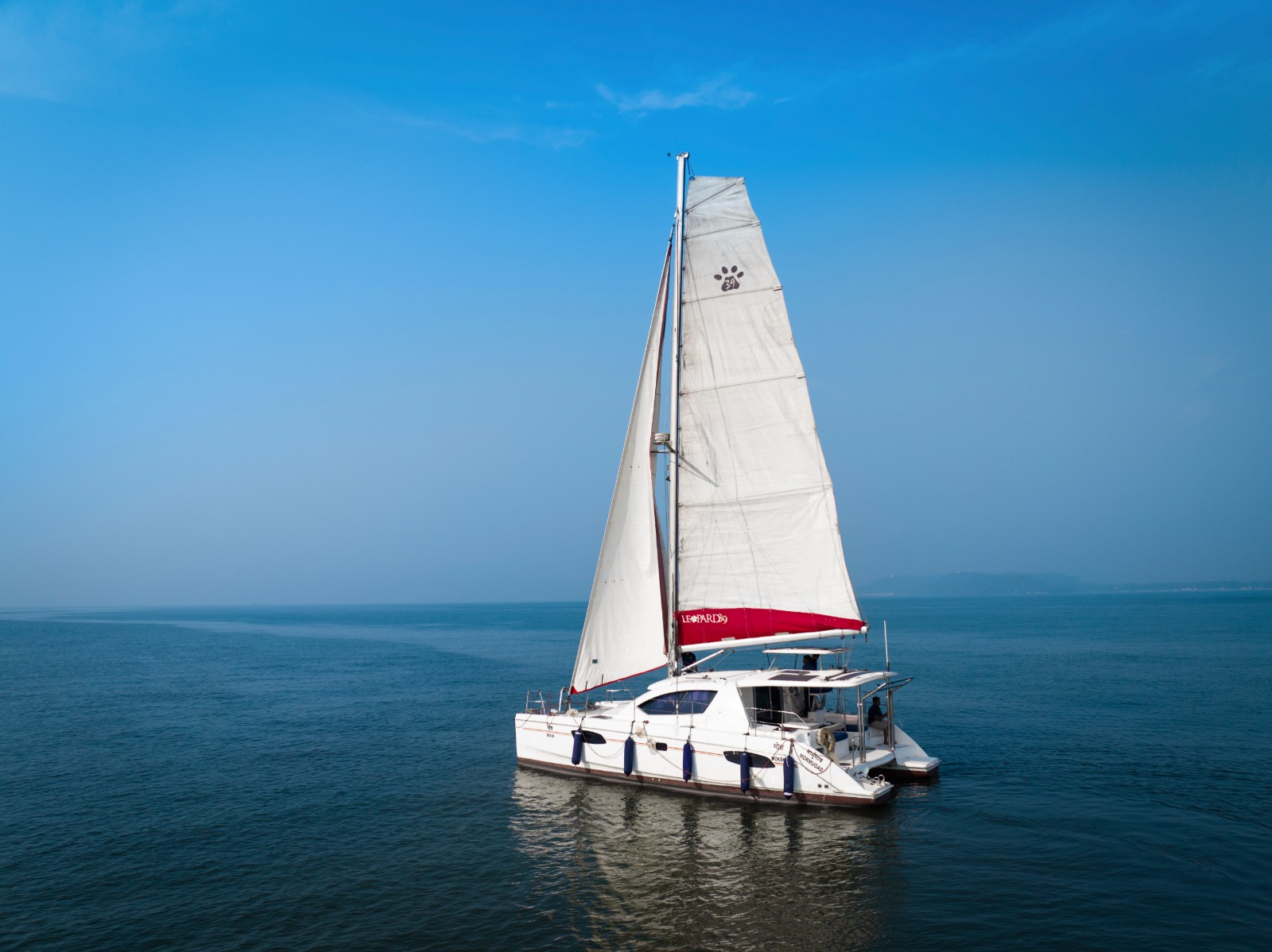 Lepord 39 Catamaran